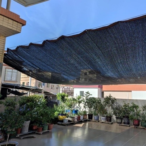 Selección e instalación de malla de protección solar.